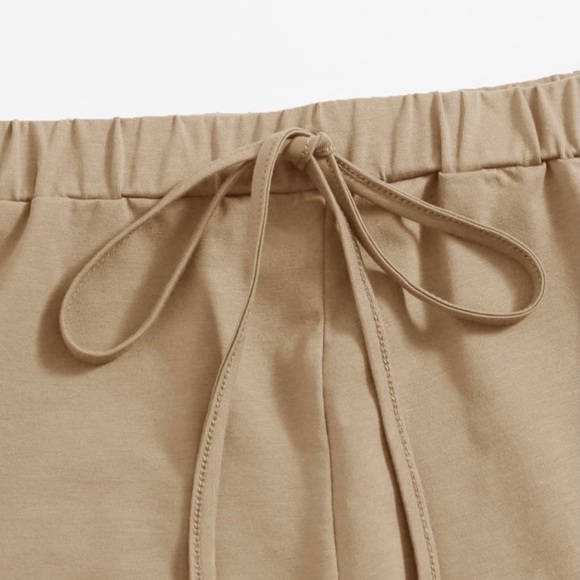 Dolphin Shorts 🎀 - Picture 4 of 4